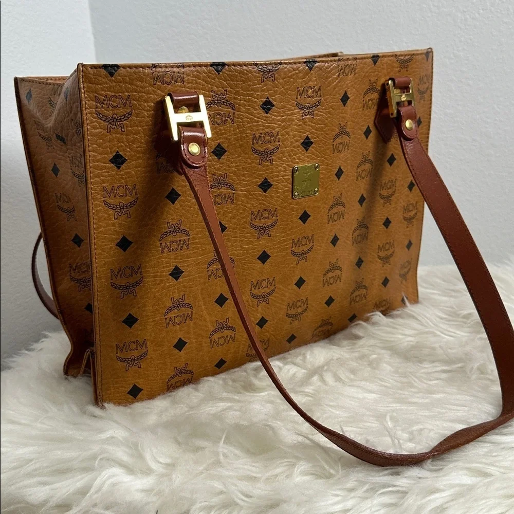 💯Authentic MCM Cognac Visetos Tote with Black Accents🍀